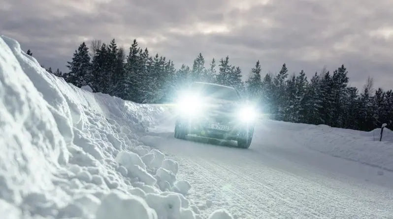 How to drive safer in snow?A few tips you need to know. Flashark