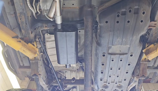 50 Series 2.5 3.0 Inches Offset In Center Out Exhaust Muffler | Flashark