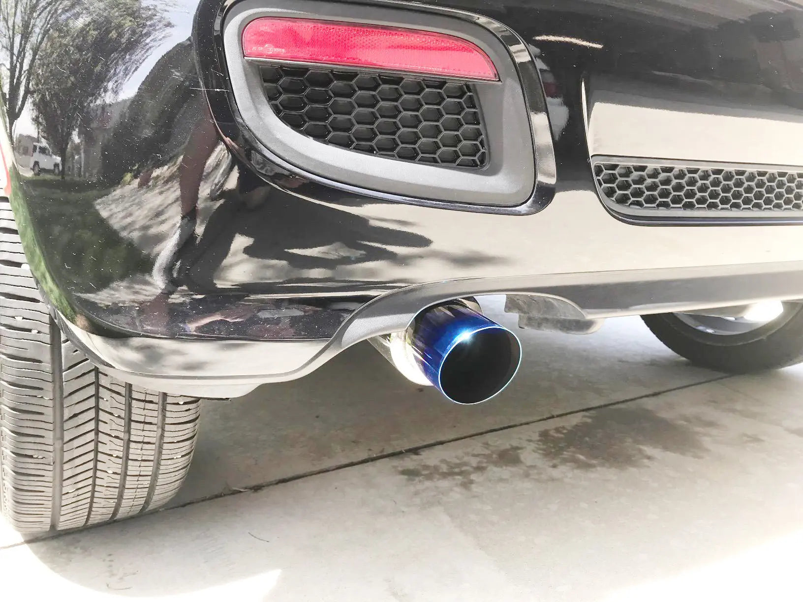 Flashark Universal Fit N1 Flat Muffler exhaust tip Polished Stainless Steel Burnt Tip Blue Muffler 2.5" inlet 4" outlet Flashark