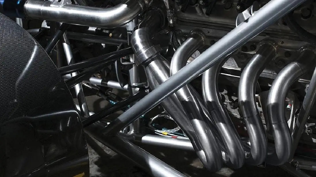 Pros and Cons of Long Tube Exhaust Headers for Trucks: Enhancing Performance and Sound Flashark